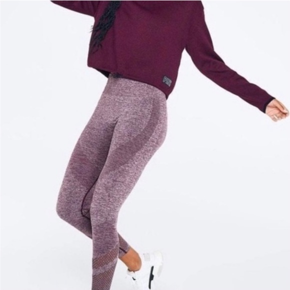 PINK Victoria’s Secret Seamless yoga Leggings Size L - Picture 1 of 6
